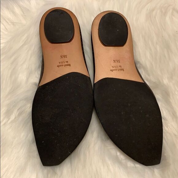 Cydwoq Two-Button Gray Handmade Oxford NWOT 36.5/6 - Picture 6 of 7